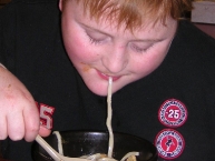 eating-noodles